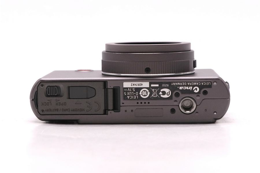 Компактная цифровая камера Leica D-Lux 5 Titanium