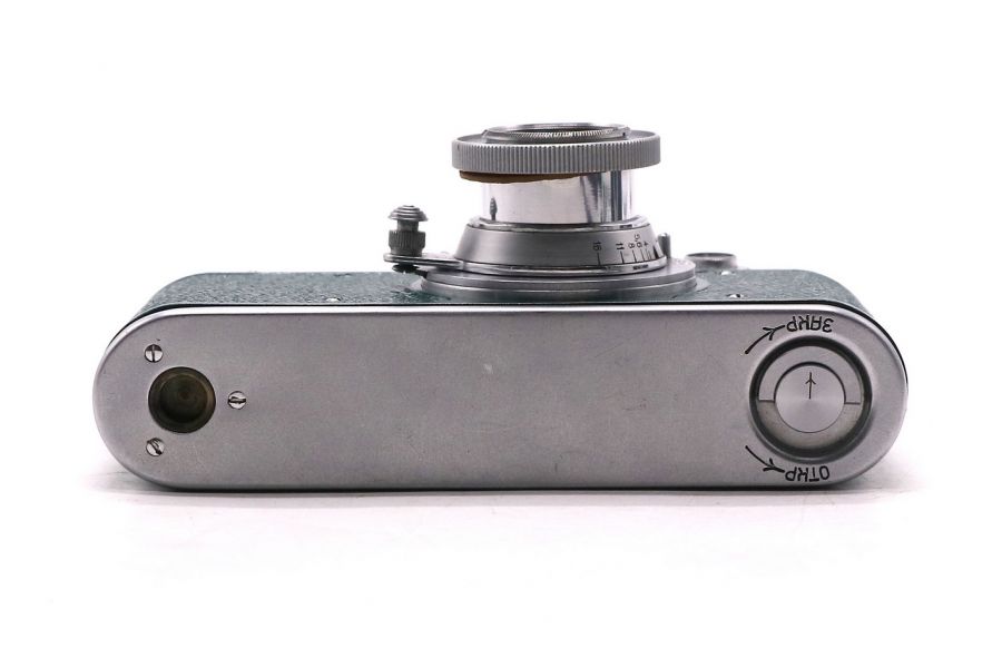 Фотокамера Зоркий / Zorki + Индустар 50 зеленый