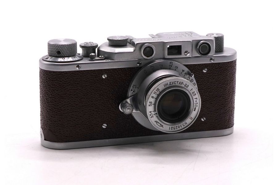 Фотоаппарат Зоркий + Индустар 22 П красный