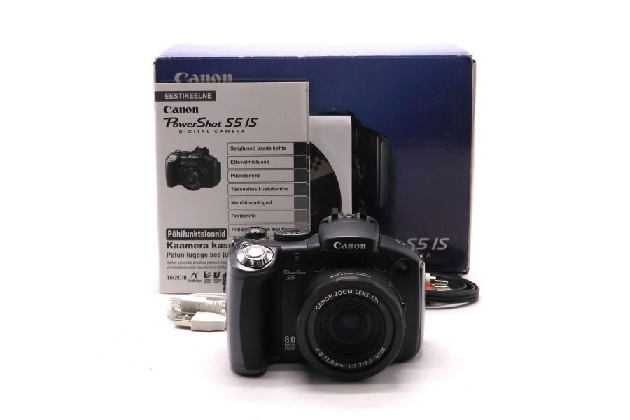 Фотоаппарат Canon PowerShot S5 IS в упаковке