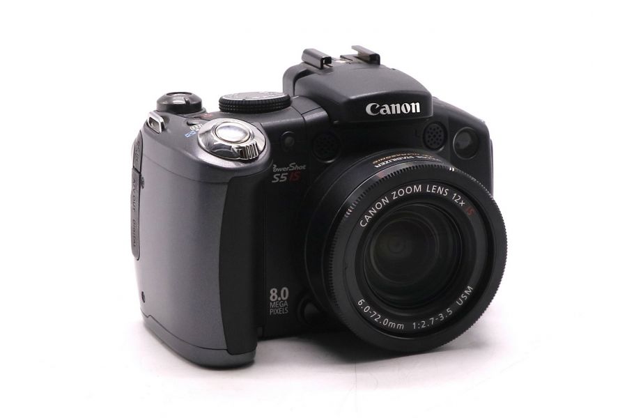 Фотоаппарат Canon PowerShot S5 IS в упаковке