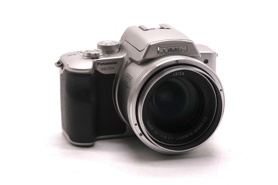Компактная фотокамера Panasonic Lumix DMC-FZ20
