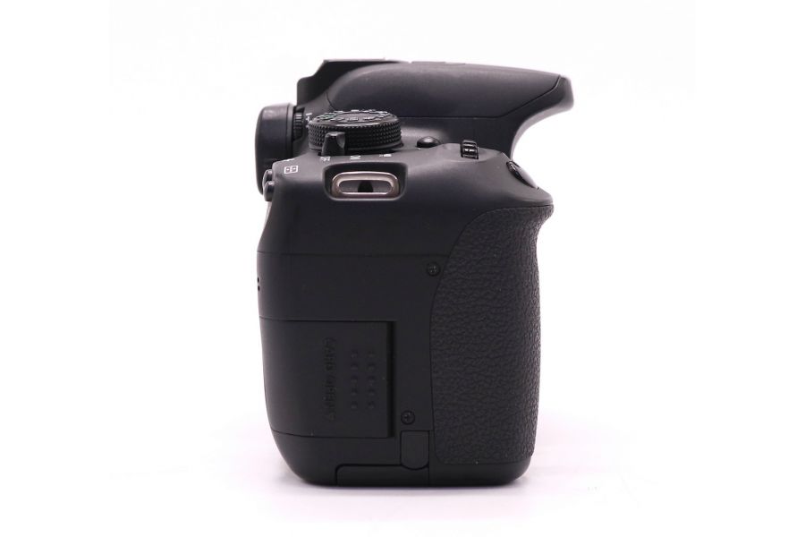 Canon EOS 700D body (пробег 5310 кадров)