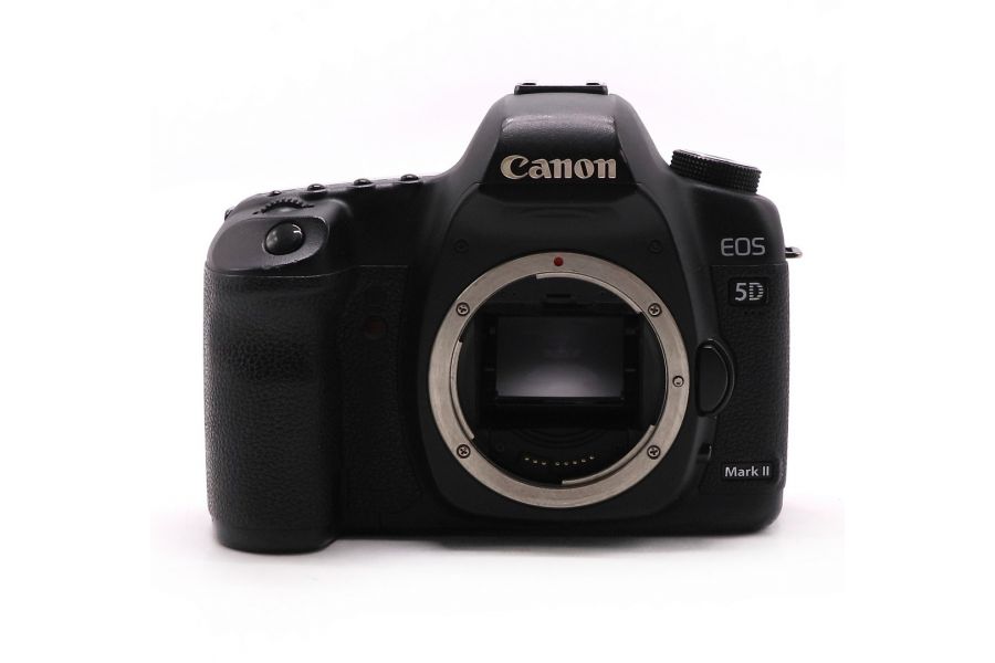 Canon EOS 5D Mark II body (пробег 393260 кадров)