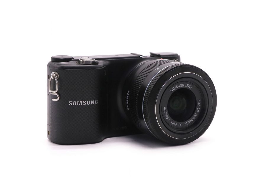 Компактный фотоаппарат Samsung NX2000 kit