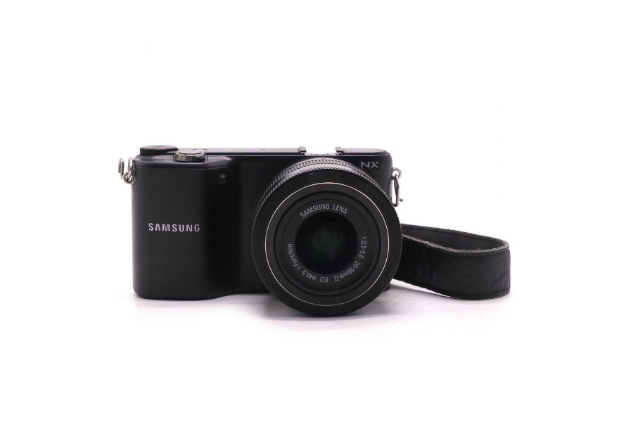 Компактный фотоаппарат Samsung NX2000 kit