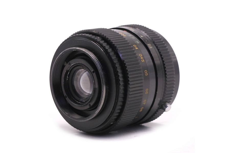 Советский широкоугольный объектив Мир-1 2,8/37А