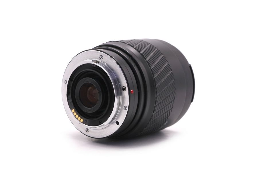 Объектив Yashica AF 70-210mm f/4-5.6 Macro