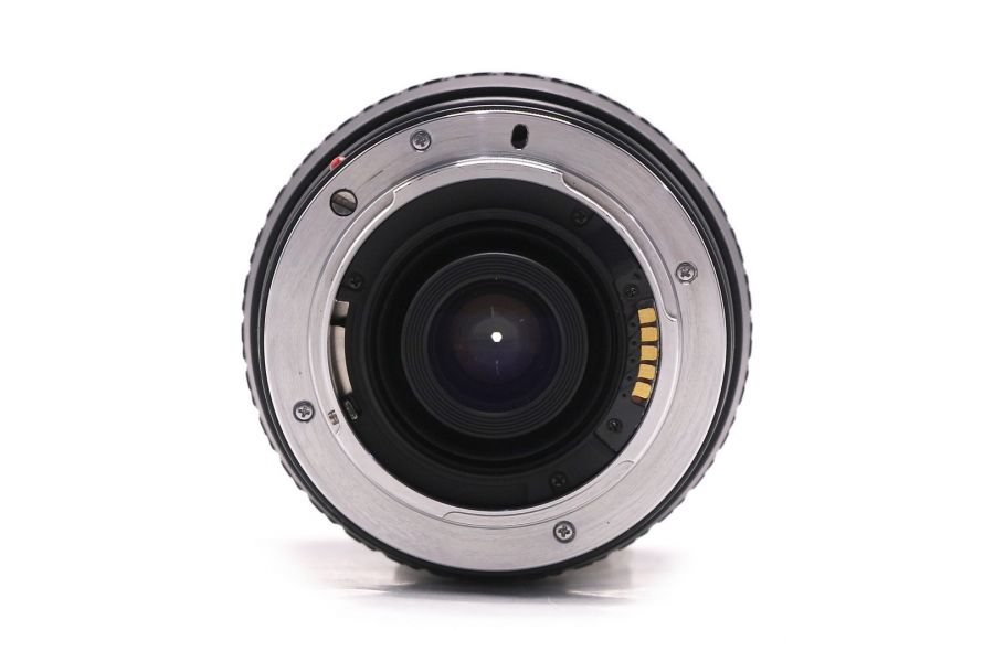 Объектив Yashica AF 70-210mm f/4-5.6 Macro