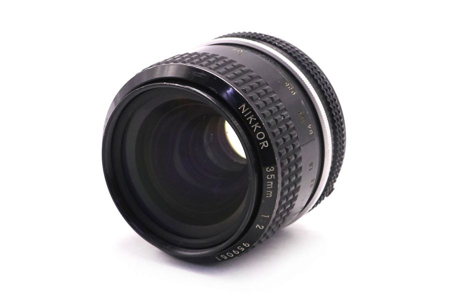 Объектив мануальный Nikon AI Nikkor 35mm f/2