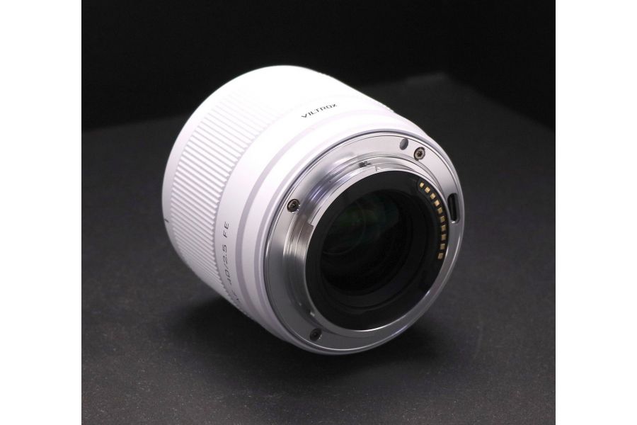 Viltrox AF 40mm f/2.5 for Sony E белый в упаковке