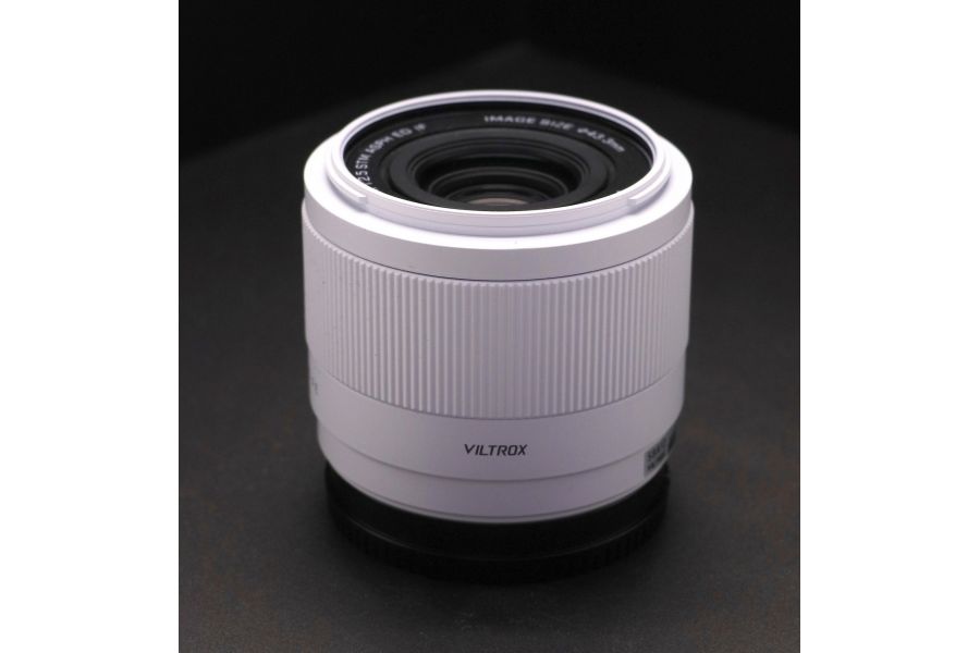 Viltrox AF 40mm f/2.5 for Sony E белый в упаковке