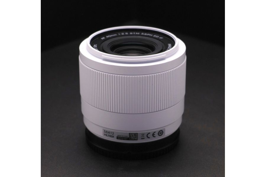Viltrox AF 40mm f/2.5 for Sony E белый в упаковке