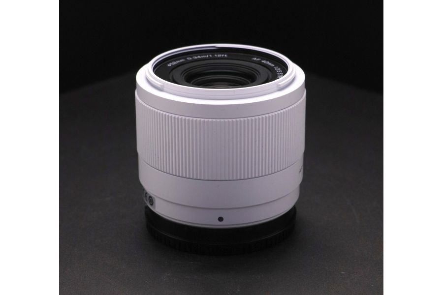 Viltrox AF 40mm f/2.5 for Sony E белый в упаковке