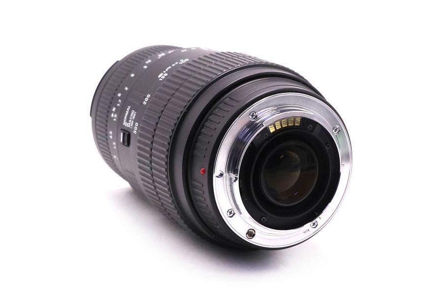 Объектив Sigma AF 70-300mm f/4-5.6 Macro for Sony A
