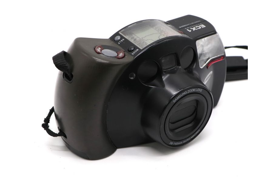 Аналоговый компактный фотоаппарат Samsung ECX1