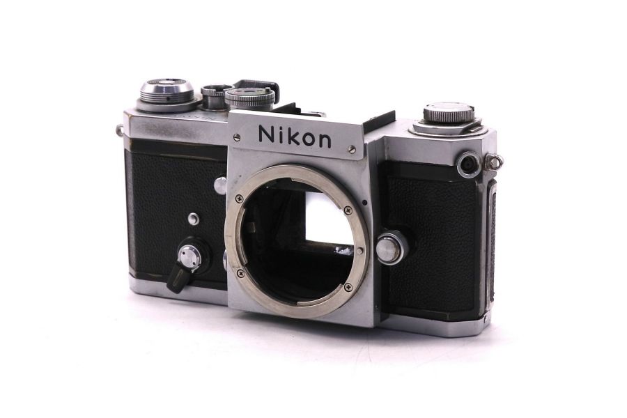 Пленочный зеркальный фотоаппарат Nikon F body