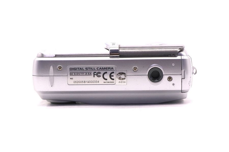 Цифровой фотоаппарат Akira Traveller X-4080