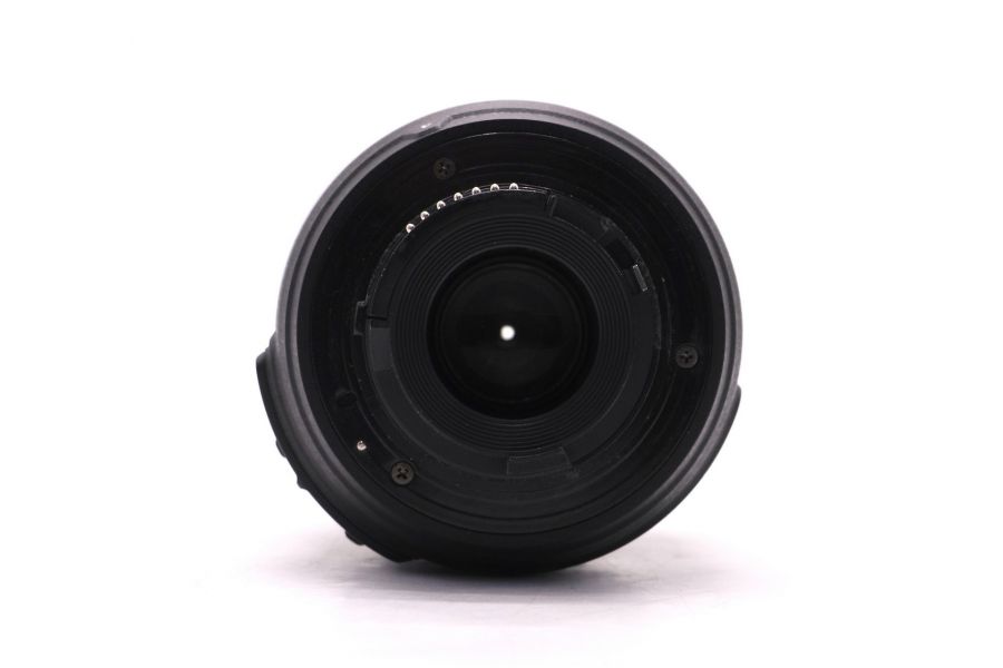 Цифровой Nikon 18-55mm f/3,5-5,6G AF-S VR DX Nikkor