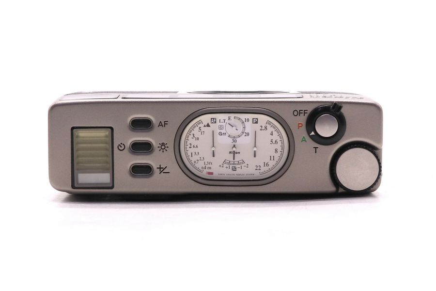 Пленочный компактный фотоаппарат Nikon 35TI
