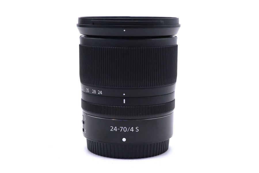 Объектив Nikon 24-70mm f/4 S Nikon Z в упаковке
