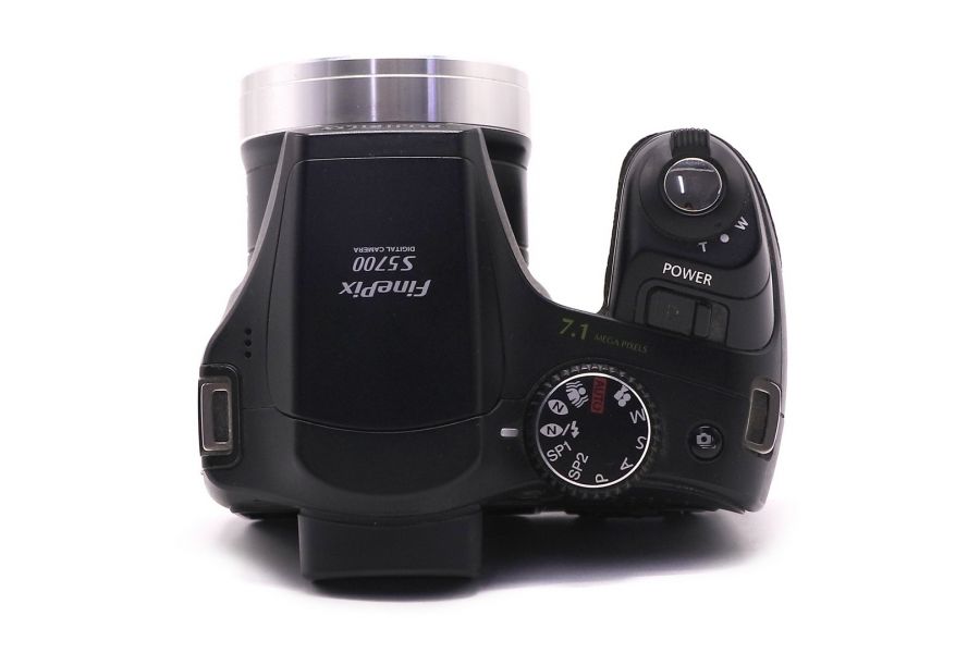 Компактная цифровая камера Fujifilm finePix S5700