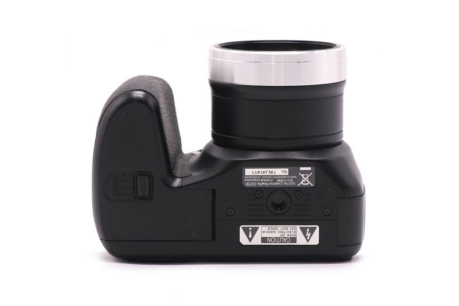 Компактная цифровая камера Fujifilm finePix S5700