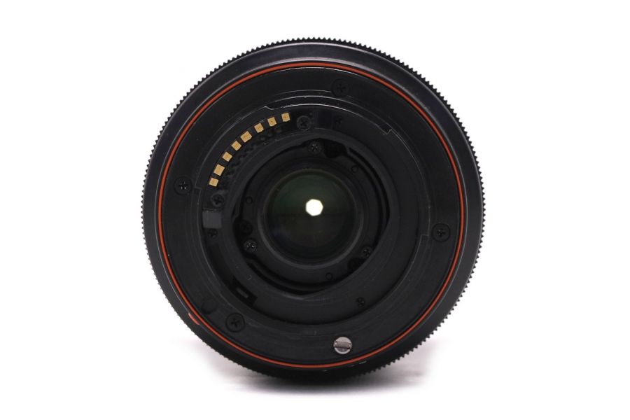 Зум-объектив Sony 18-200mm f/3.5-6.3 DT (SAL18200)