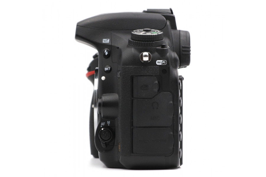 Nikon D750 body в упаковке (пробег 130645 кадров)