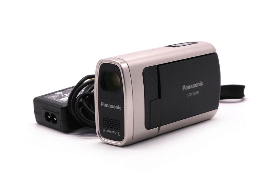 Видеокамера компактная цифровая Panasonic SDR-SW20