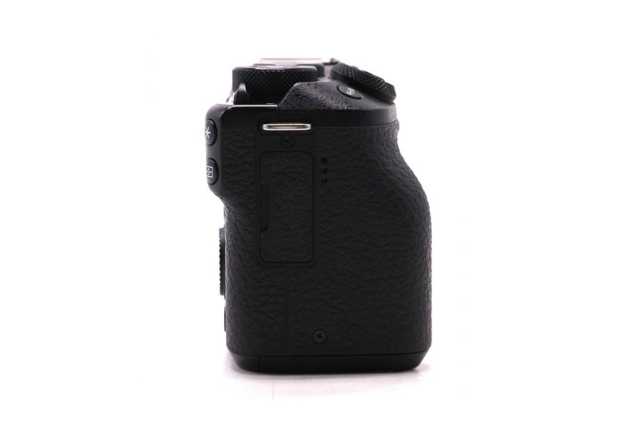 Canon EOS M6 Mark II body (пробег 10695 кадров)