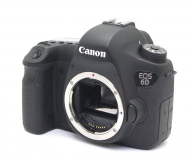 Фотокамера Canon EOS 6D body (пробег 4000 кадров)