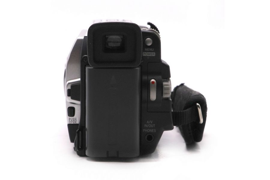 Видеокамера Panasonic NV-DS30 в упаковке