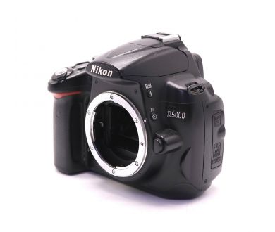 Фотокамера Nikon D5000 body (пробег 42380 кадров)