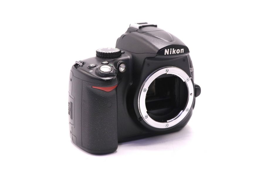Фотокамера Nikon D5000 body (пробег 42380 кадров)