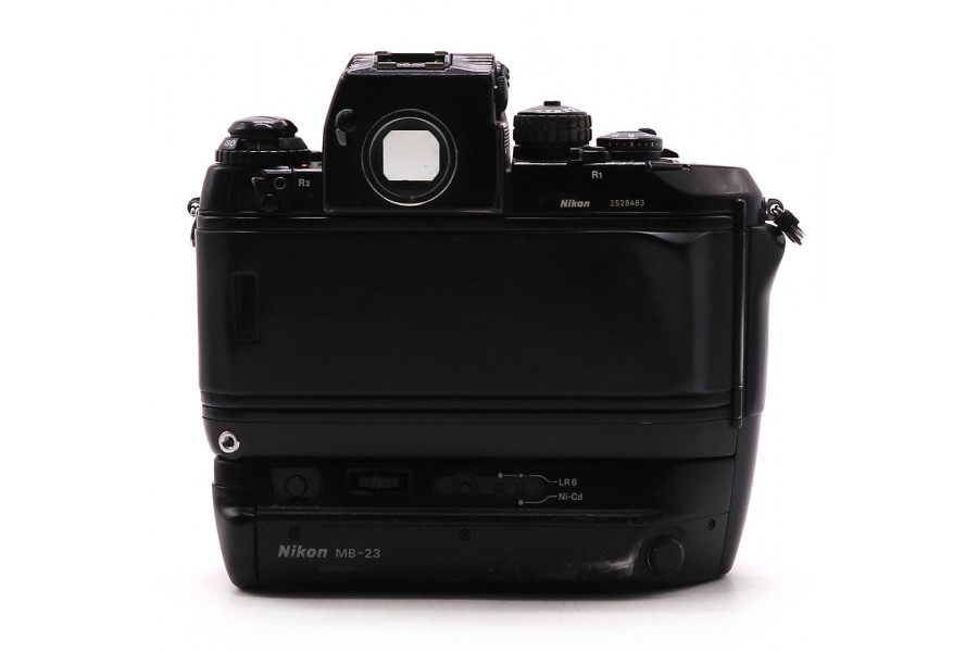 Фотоаппарат зеркальный Nikon F4 body + Nikon MB-23