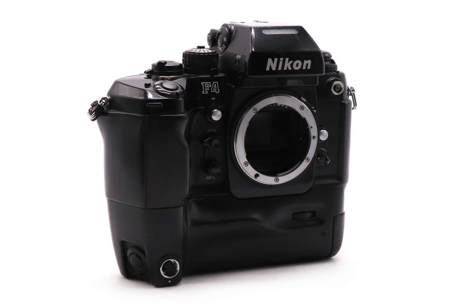 Фотоаппарат зеркальный Nikon F4 body + Nikon MB-23