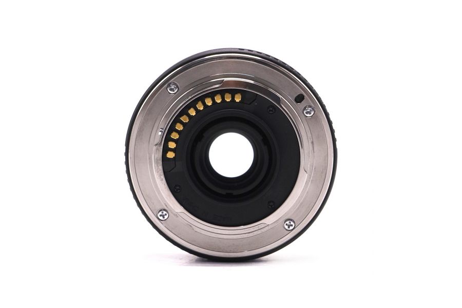 Olympus M.Zuiko Digital 17mm f/2.8 в упаковке