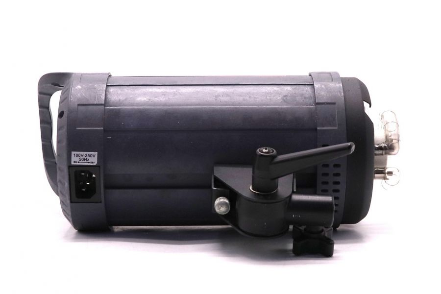 Студийная вспышка Falcon Eyes модель TE-600 BW