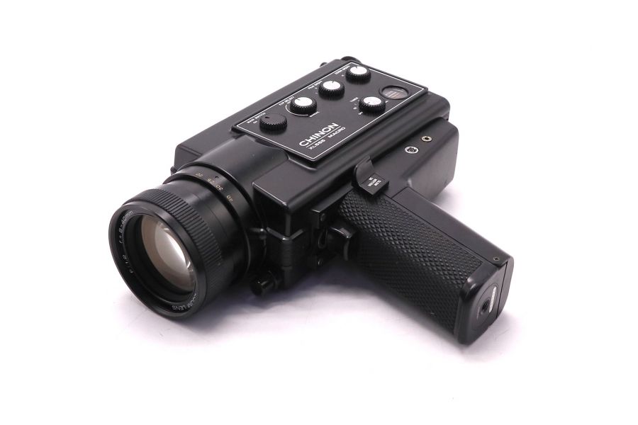 Винтажная кинокамера Chinon XL 555 Macro kit