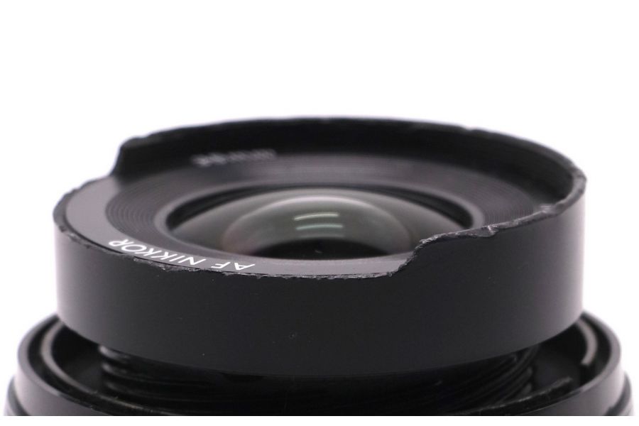 Широкоугольный объектив Nikon 35mm f/2D AF Nikkor