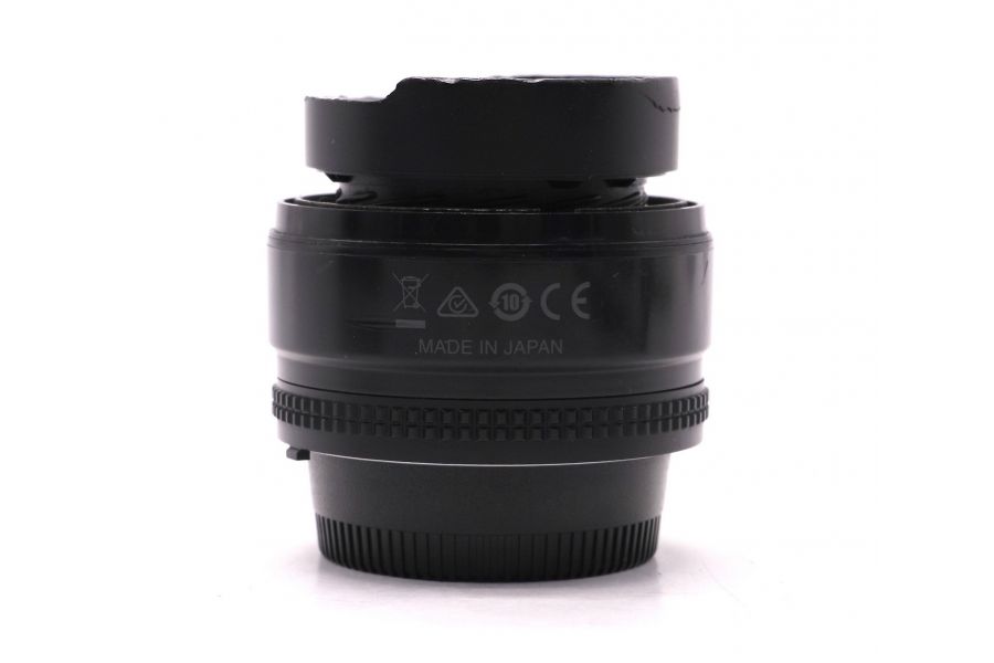 Широкоугольный объектив Nikon 35mm f/2D AF Nikkor