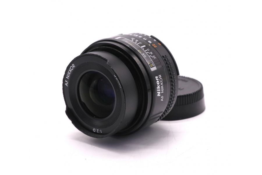 Широкоугольный объектив Nikon 35mm f/2D AF Nikkor