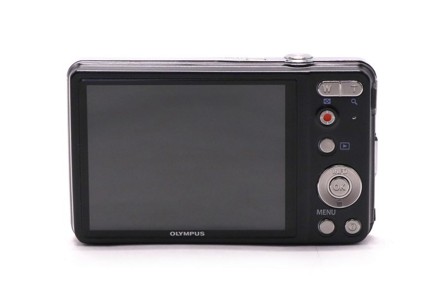 Компактный фотоаппарат Olympus D-715 в упаковке