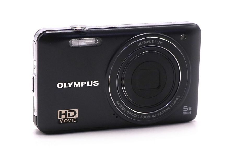 Компактный фотоаппарат Olympus D-715 в упаковке