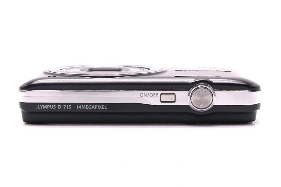 Компактный фотоаппарат Olympus D-715 в упаковке