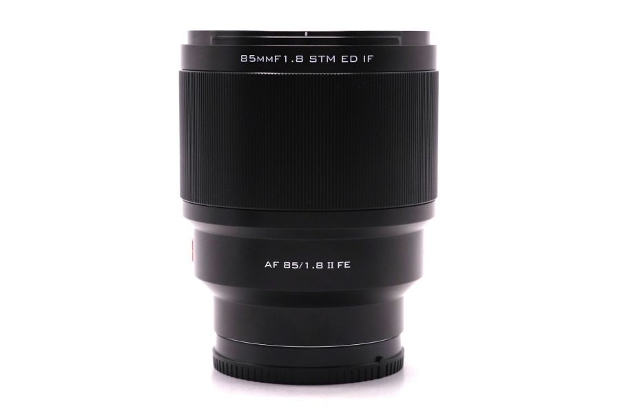 Объектив Viltrox AF 85mm f/1.8 II FE Sony E в упаковке