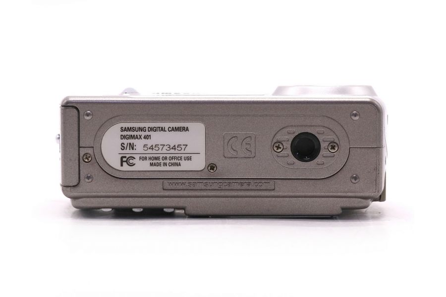 Компактный фотоаппарат Samsung Digimax 401