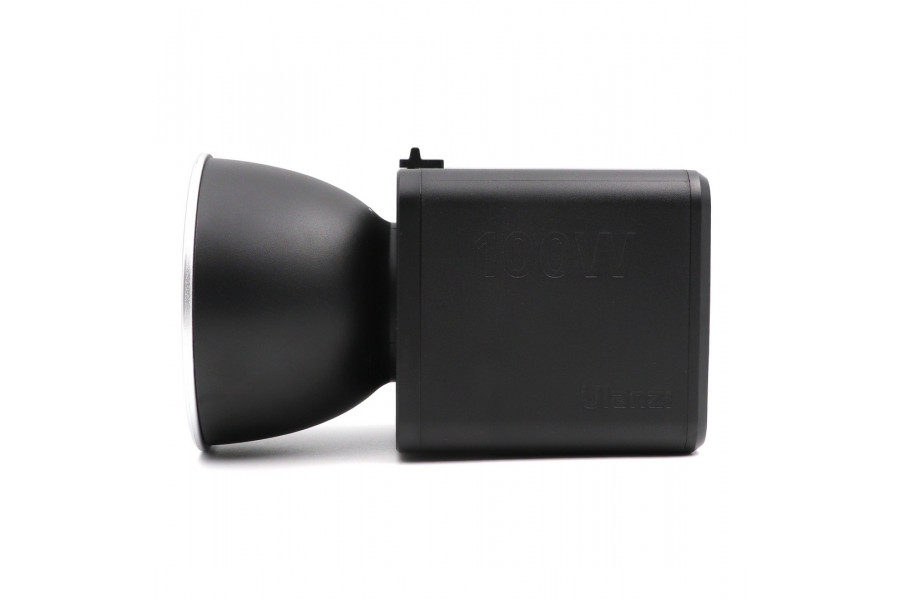 Осветитель светодиодный Ulanzi ML100 RGB 100 Вт в упаковке