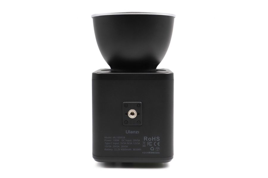 Осветитель светодиодный Ulanzi ML100 RGB 100 Вт в упаковке